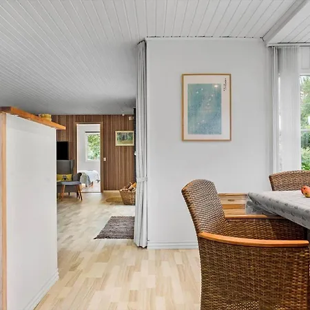 1111-stege-ulvshalevej-111 *