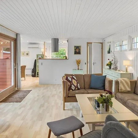 1111-stege-ulvshalevej-111 * スタイ