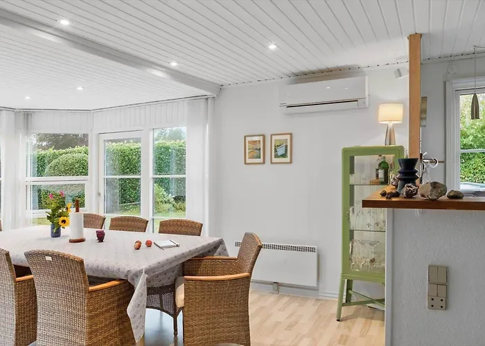 Ferienhaus 1111-stege-ulvshalevej-111 *